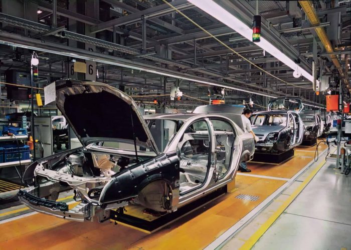 自動車産業